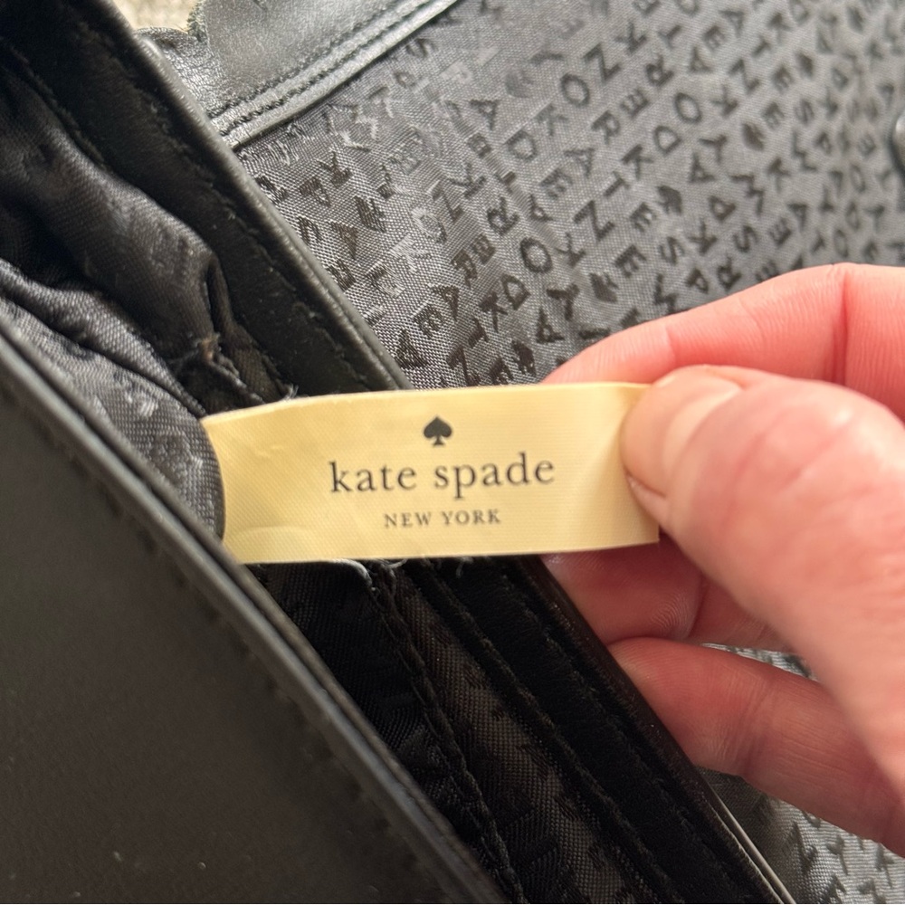 Kate Spade Maple Court Zani Scalloped Crossbody | Black Leather - Picture 5 of 9